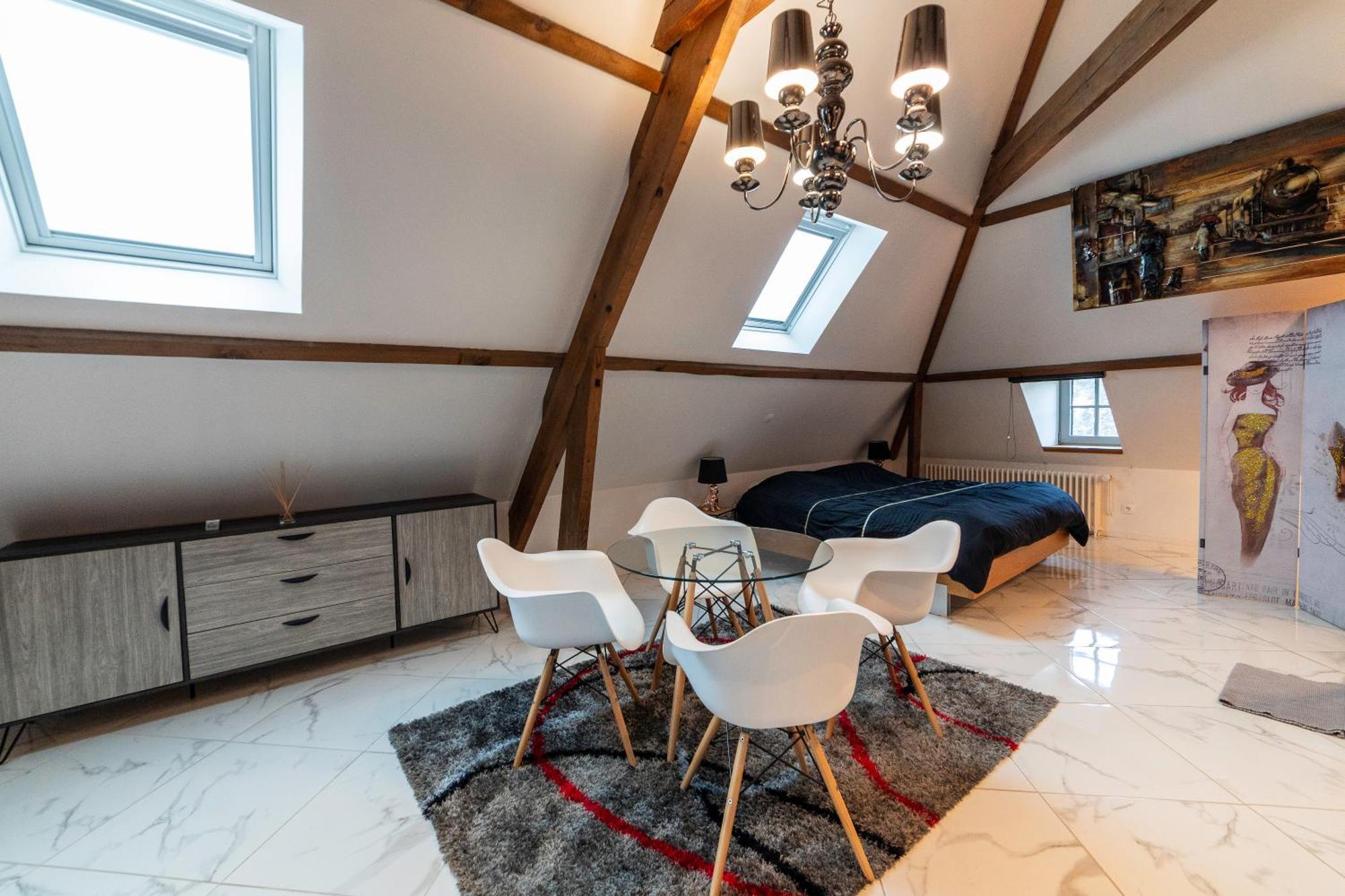 Les Etoiles Bed & Breakfast ตอนแนร์ ภายนอก รูปภาพ